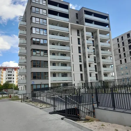 Апартаменты Idea Centrum Z Miejscem Parkingowym Радом